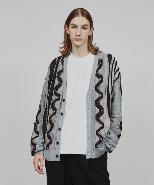 tk.TAKEO KIKUCHI(ティーケータケオキクチ)の「◆クージー柄ニットカーディガン(カーディガン/ボレロ・メンズ・ホワイト系4/ブラック系3/ブルー系3・03/02)」の3枚目の写真