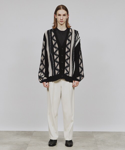 tk.TAKEO KIKUCHI(ティーケータケオキクチ)の「◆クージー柄ニットカーディガン(カーディガン/ボレロ・メンズ・ホワイト系4/ブラック系3/ブルー系3・03/02)」の9枚目の写真