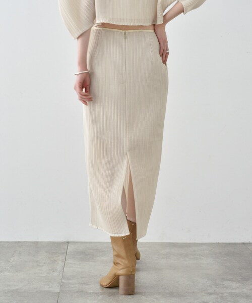 CODE A(コードエー)の「sheer pleats skirt(スカート・レディース・ホワイト/ライトベージュ/ブラック・38/36)」の6枚目の写真