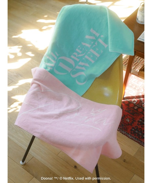 Green　Parks（グリーンパークス）の「●DOONA!　ロゴタオル（ハンカチ/ハンドタオル・レディース・ピンク/グリーン・FREE）」の5枚目の写真