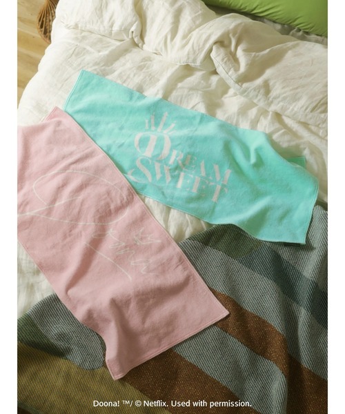 Green　Parks（グリーンパークス）の「●DOONA!　ロゴタオル（ハンカチ/ハンドタオル・レディース・ピンク/グリーン・FREE）」の6枚目の写真