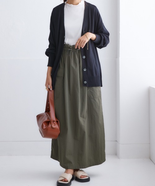 nissen(ニッセン)の「細リブハイネック5分袖カットソートップス(Tシャツ/カットソー・レディース・オフホワイト/ブラック/アイボリー/ホワイト系/コーラルピンク・S/M/L/LL)」の13枚目の写真