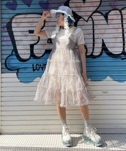 Candy Stripper（キャンディストリッパー）の「ROMANESQUE FRILL CAMISOLE ドレス（ワンピース・レディース・グレー/オフホワイト/ブラック・2）」の14枚目の写真