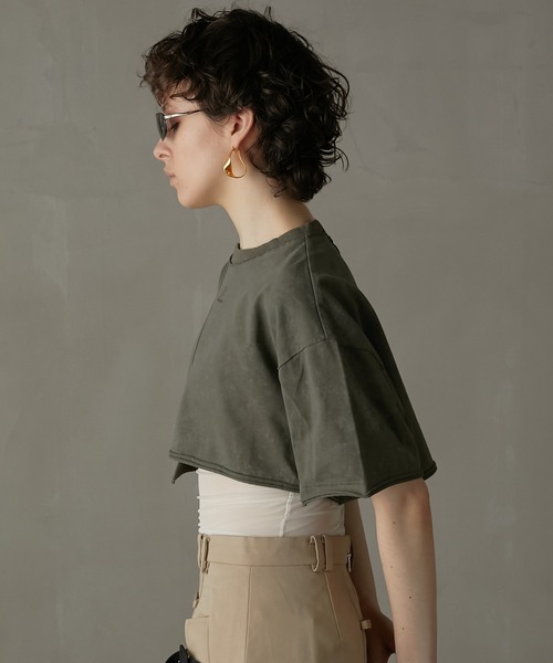 PRANK PROJECT(プランクプロジェクト)の「ブリーチショートTEE / Bleached Short Tee(Tシャツ/カットソー・レディース・オフホワイト/カーキ/チャコールグレー・FREE)」の10枚目の写真