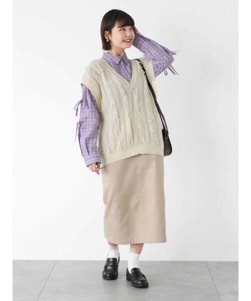 ehka sopo（エヘカソポ）の「Vネックビッグベスト（ベスト・レディース・ブラック/サックスブルー/オフホワイト・F）」の16枚目の写真