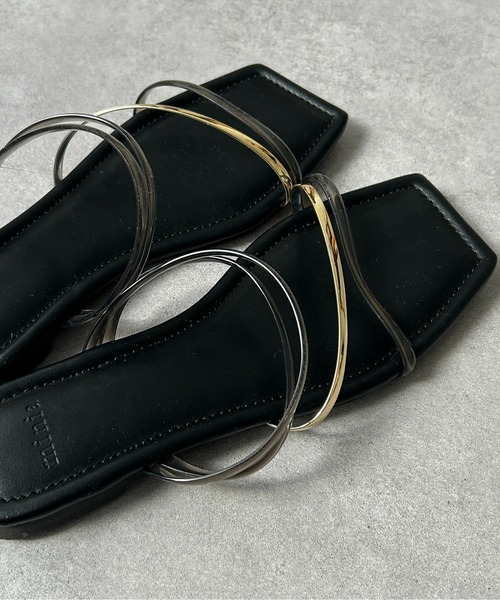 Thevon（ゼボン）の「GOLDラインフラットサンダル（サンダル・レディース・ゴールド/ブラック/クリア・S/M/L）」の10枚目の写真