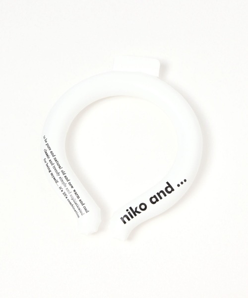 niko and...(ニコアンド)の「オリジナル ニコロゴ リングネッククーラーS(アウトドアグッズ・レディース・ブラック/ホワイト/ベージュ・0)」の2枚目の写真