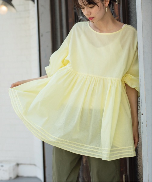 OPAQUE.CLIP（オペークドットクリップ）の「◆前後2way バルーン袖チュニック（チュニック・レディース・ホワイト/グリーン/ライトイエロー系/ブラック/レッド系1・38/40）」の4枚目の写真