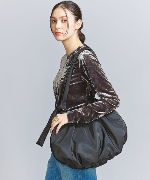 BEAUTY&YOUTH UNITED ARROWS(ビューティーアンドユースユナイテッドアローズ)の「ラウンド タイ ショルダーバッグ(ショルダーバッグ・レディース・ブラック/ライム・FREE)」の19枚目の写真