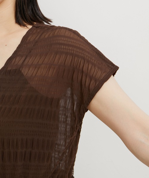 VIS（ビス）の「シャーリングカーデ×キャミアンサンブル（Tシャツ/カットソー・レディース・ダークブラウン/キナリ/グレー・FREE）」の19枚目の写真