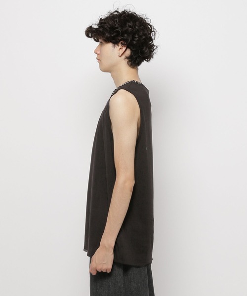 niko and...（ニコアンド）の「カガリステッチテレコタンク（タンクトップ・メンズ・オフホワイト/グレー/ブラック・MEDIUM/LARGE）」の11枚目の写真