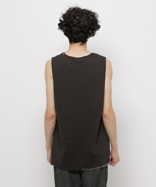 niko and...（ニコアンド）の「カガリステッチテレコタンク（タンクトップ・メンズ・オフホワイト/グレー/ブラック・MEDIUM/LARGE）」の10枚目の写真