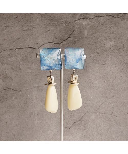tone(トーン)の「【joesstyle】*Glass Earrings*インクアート×ビーズのイヤリング(MA)(イヤリング・レディース・マルチ・FREE)」の1枚目の写真