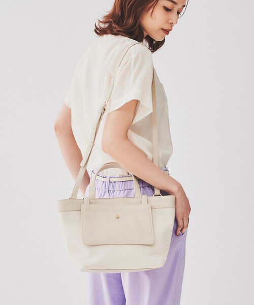 UNTITLED（アンタイトル）の「【２WAY】キャンバスコンビ ポケットトート（トートバッグ・レディース・ブロンズ/グレー系4/ベージュ系その他7/ブルー系9・99）」の20枚目の写真