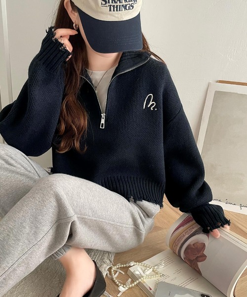 mily bilet（ミウィビレット）の「【mily bilet】こなれクラッシュ、はじめました。ダメージ ハーフジップ 胸 刺繍 ニット（ニット/セーター・レディース・アイボリー/ブルー/チャコールグレー・LARGE/MEDIUM/SMALL/X-LARGE）」の15枚目の写真