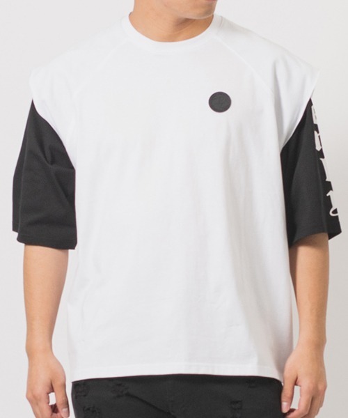RE730（アールイーセブンサーティー）の「RE730 ブラック×ホワイトのクールなフェイクレイヤード半袖Tシャツ（Tシャツ/カットソー・メンズ・ブラック×ホワイト/ブラック/オフホワイト・LARGE/MEDIUM/X-LARGE）」の2枚目の写真