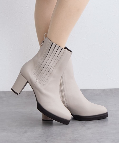 卑弥呼（ヒミコ）の「【Made in Japan】【撥水】サイドゴアストームブーツ/641402（ブーツ・レディース・ブラック/アイボリー・22.5cm/23.0cm/25.0cm/22.0cm/24.5cm/23.5cm/24.0cm）」の20枚目の写真