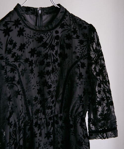 VIS（ビス）の「【VISDRESS】フロッキーワンピース【低身長向けサイズ有】（ドレス・レディース・ブラック・M/PM）」の3枚目の写真