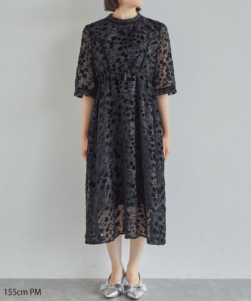 VIS（ビス）の「【VISDRESS】フロッキーワンピース【低身長向けサイズ有】（ドレス・レディース・ブラック・M/PM）」の5枚目の写真