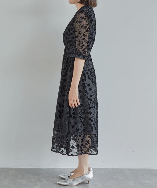 VIS（ビス）の「【VISDRESS】フロッキーワンピース【低身長向けサイズ有】（ドレス・レディース・ブラック・M/PM）」の6枚目の写真