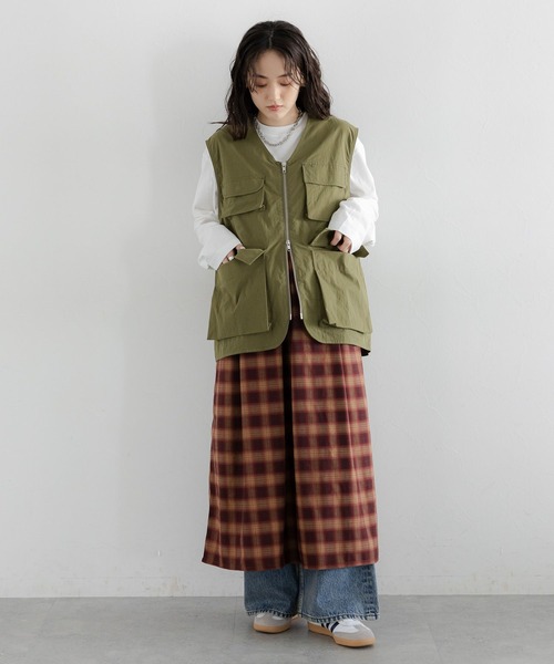 RAGEBLUE（レイジブルー）の「フロントジップ/オンブレチェックフレアキャミワンピース（ワンピース・レディース・ブラック/レッド・FREE）」の3枚目の写真