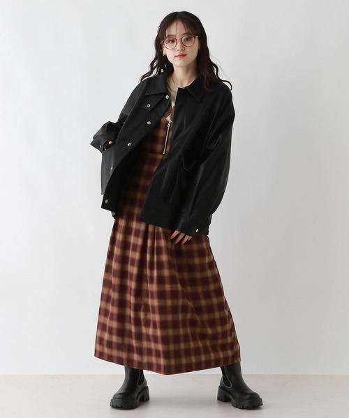 RAGEBLUE（レイジブルー）の「フロントジップ/オンブレチェックフレアキャミワンピース（ワンピース・レディース・ブラック/レッド・FREE）」の17枚目の写真