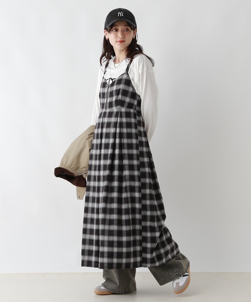 RAGEBLUE（レイジブルー）の「フロントジップ/オンブレチェックフレアキャミワンピース（ワンピース・レディース・ブラック/レッド・FREE）」の18枚目の写真