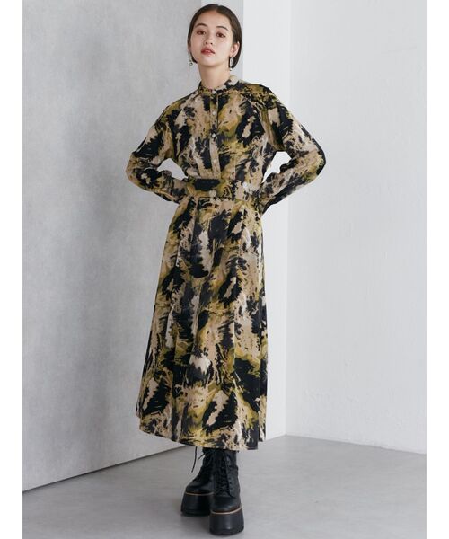 MURUA(ムルーア)の「マキシパターンワンピース(ワンピース・レディース・ブラウン/カーキ・FREE)」の8枚目の写真