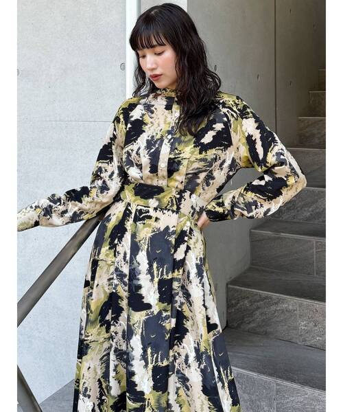 MURUA(ムルーア)の「マキシパターンワンピース(ワンピース・レディース・ブラウン/カーキ・FREE)」の11枚目の写真