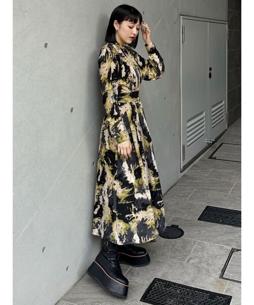 MURUA(ムルーア)の「マキシパターンワンピース(ワンピース・レディース・ブラウン/カーキ・FREE)」の20枚目の写真