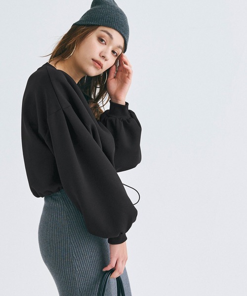 coca（coca）（コカ）の「ハリ感ダンボールニット ボリューム袖クロップドトップス（スウェット・レディース・ダークベージュ/ブラック・M/L）」の10枚目の写真