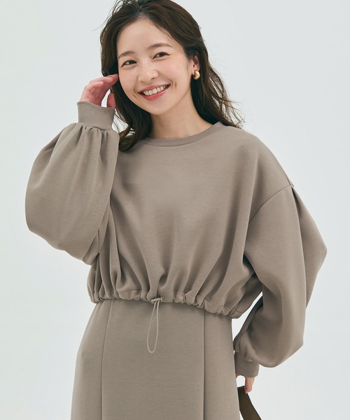 coca（coca）（コカ）の「ハリ感ダンボールニット ボリューム袖クロップドトップス（スウェット・レディース・ダークベージュ/ブラック・M/L）」の4枚目の写真