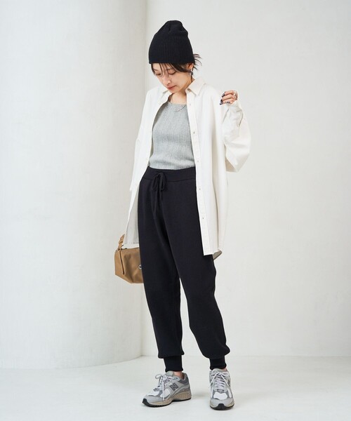 FREAK'S STORE（フリークスストア）の「限定展開　ニット ジョガー イージーパンツ（その他パンツ・レディース・ブラック/ブルー/チャコールグレー/杢グレー/ナチュラル/ネイビー/ライトグレー/レッド・SMALL/MEDIUM）」の16枚目の写真