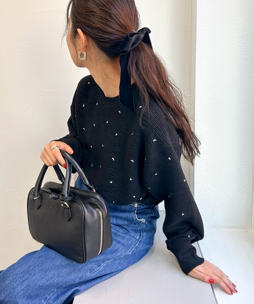 fredy emue（フレディエミュ）の「ハート刺繍スウェットプルオーバー（スウェット・レディース・ブラック/グレー/ライトグレー・38）」の2枚目の写真