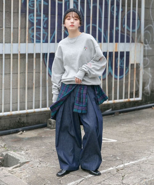 KBF（ケイビーエフ）の「『2サイズ展開』タックコクーンデニム（デニムパンツ・レディース・ブラック/ネイビー・38/36）」の13枚目の写真