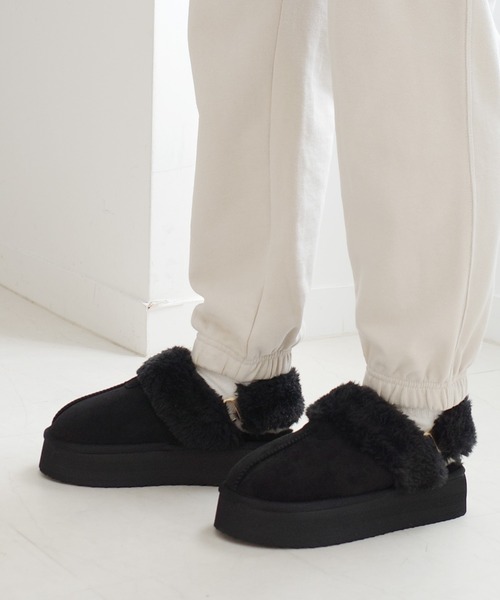 AmiAmi（アミアミ）の「【25AW再販！】厚底ムートンシューズ/2WAYスリッパ（その他シューズ・レディース・ブラック/ベージュ/キャメル・L/LL/M/S/3L）」の8枚目の写真