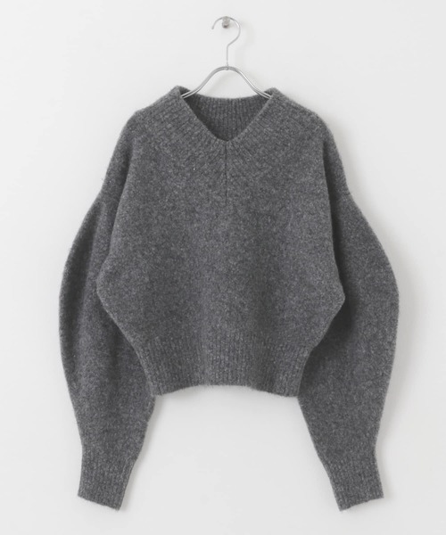 KBF(ケイビーエフ)の「Vネックフォルムニット(ニット/セーター・レディース・ブルー系その他/ダークグレー/レッド・ONE)」の12枚目の写真