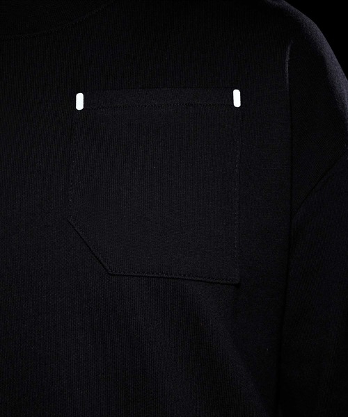 NIKE（ナイキ）の「ナイキ スポーツウェア シティ ユーティリティ ジュニア ロングスリーブ トップ / Nike Sportswear City Utility Big Kids' Long-Sleeve Top HF4205-010 Black（Tシャツ/カットソー・キッズ・ブラック・130/140/150/160/170）」の8枚目の写真