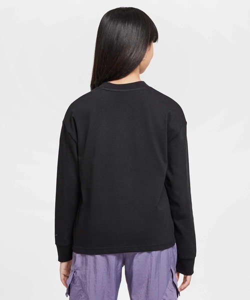 NIKE（ナイキ）の「ナイキ スポーツウェア シティ ユーティリティ ジュニア ロングスリーブ トップ / Nike Sportswear City Utility Big Kids' Long-Sleeve Top HF4205-010 Black（Tシャツ/カットソー・キッズ・ブラック・130/140/150/160/170）」の4枚目の写真