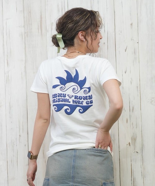 ROXY(ロキシー)の「ROXY/ロキシー バックプリントTシャツ RST251652M(Tシャツ/カットソー・レディース・ホワイト/ブラック・L/M)」の2枚目の写真