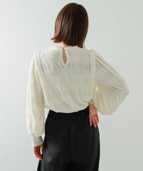 SENSE OF PLACE by URBAN RESEARCH（センスオブプレイスバイアーバンリサーチ）の「ショルダータックシャーリングトップ（シャツ/ブラウス・レディース・ブラウン/チャコールグレー/オフホワイト・ONE）」の15枚目の写真