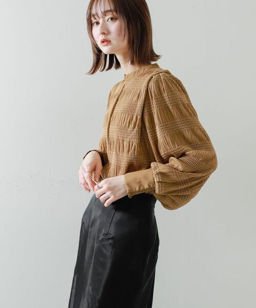 SENSE OF PLACE by URBAN RESEARCH（センスオブプレイスバイアーバンリサーチ）の「ショルダータックシャーリングトップ（シャツ/ブラウス・レディース・ブラウン/チャコールグレー/オフホワイト・ONE）」の22枚目の写真