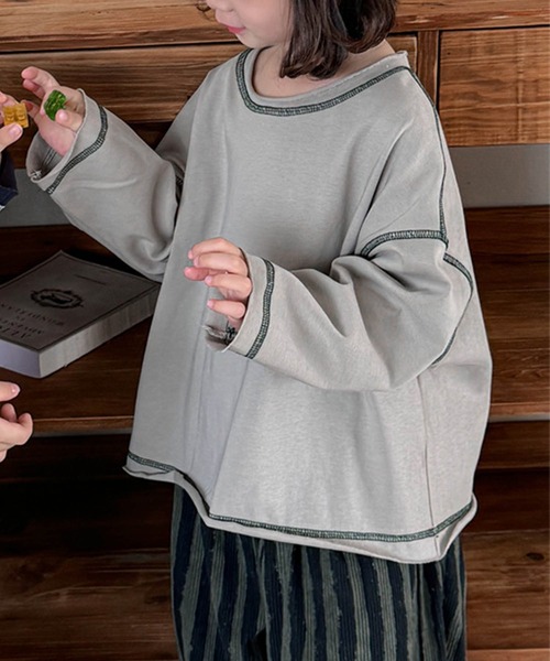 aimoha(アイモハ)の「【aimoha-KIDS-】配色ステッチロングスリーブTシャツ(Tシャツ/カットソー・キッズ・グレー/グリーン/パープル/ネイビー・120/110/100/90/80/130)」の2枚目の写真