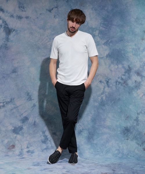 HIDEAWAYS NICOLE（ハイダウェイニコル）の「バイアスブリスターチェックJQVネック半袖プルオーバー（Tシャツ/カットソー・メンズ・ホワイト×ピンク/ブラック×ホワイト/ホワイト×グレー/ホワイト×ブラック/ホワイト×ブルー・LARGE/MEDIUM/X-LARGE）」の15枚目の写真