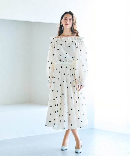 Audie a Muses オーディアミューズ フラワーモチーフスカート 白38 Audie a Muses オーディアミューズ フラワーモチーフスカート 白38