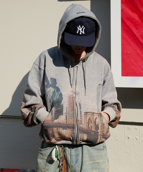 Perushu（ペルーシュ）の「New York City Assort printed hoodie