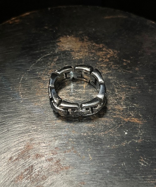 CALIFORNIA OUTFITTERS(カリフォルニア アウトフィッターズ)の「3-1C32 チェーンデザインリング(リング・メンズ・シルバー系1/シルバー系2/シルバー系3・16号/18号/20号/22号)」の6枚目の写真