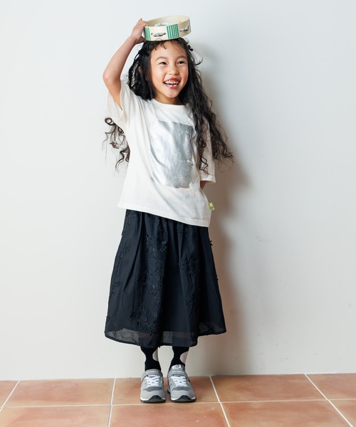 MAKE YOUR DAY（メイクユアデイ）の「シルバープリント半袖Tシャツ■80～140cm（Tシャツ/カットソー・キッズ・チャコールグレー/オフホワイト・80/90/100/110/120/130/140）」の11枚目の写真