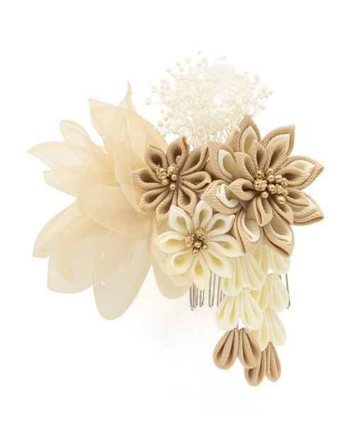 SOUBIEN(ソウビエン)の「flowerつまみ細工 髪飾り(和装小物・レディース・レッド系/ベージュ系/グレー系/ブラック系/ピンク系・FREE)」の3枚目の写真