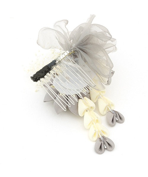 SOUBIEN(ソウビエン)の「flowerつまみ細工 髪飾り(和装小物・レディース・レッド系/ベージュ系/グレー系/ブラック系/ピンク系・FREE)」の12枚目の写真